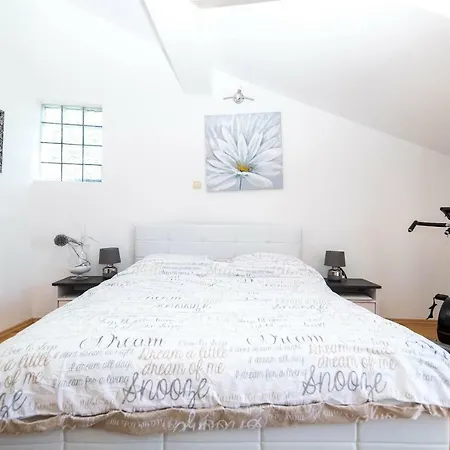 Roko Apartmán