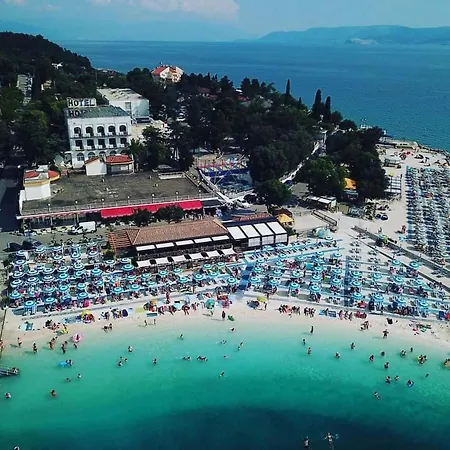 Appartamento Roko Selce